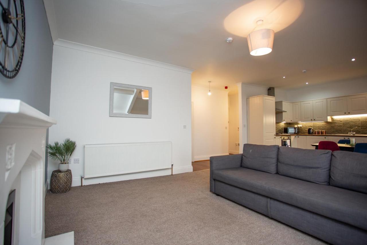 Roker Sea Front Apartments By #Shortstaysaway Sunderland  Exterior photo