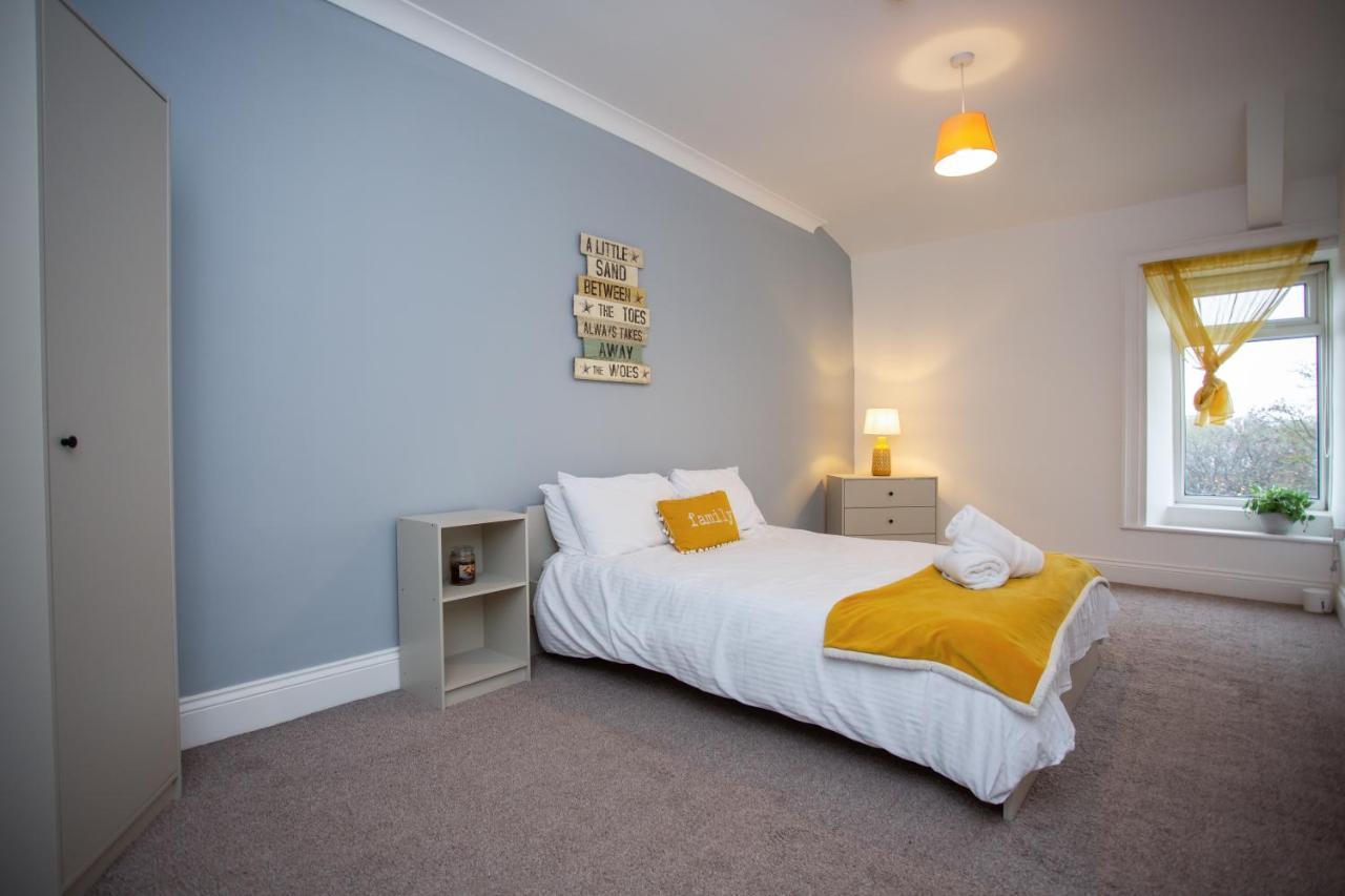 Roker Sea Front Apartments By #Shortstaysaway Sunderland  Exterior photo